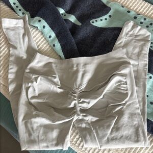 AUROLA Yoga Ruched Gray Leggings